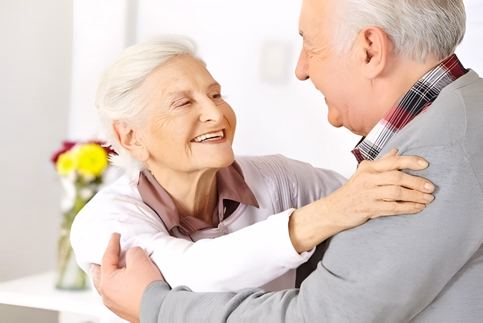 What does your loved one need in an assisted living community?