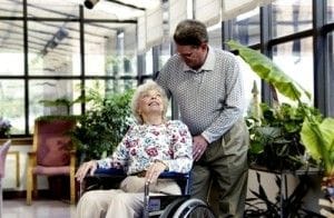 What are the benefits of assisted living?