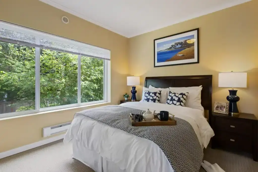 Cozy Bedroom With Large Window View. floor plan